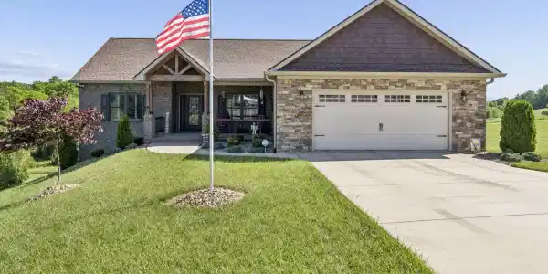 198 Manor Lane