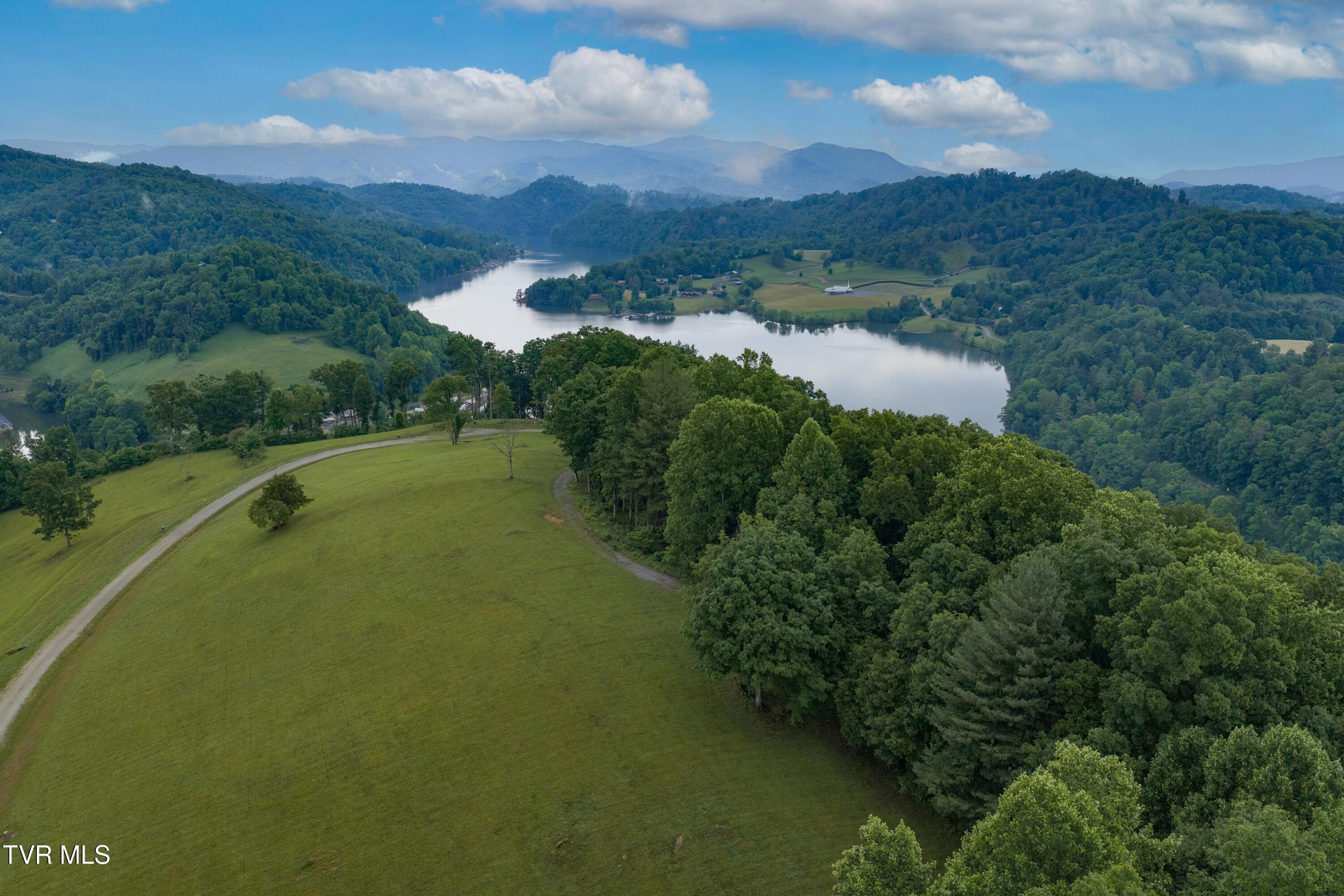 Image 2: 14-custom-6-print-DJI_20260601143905_061
