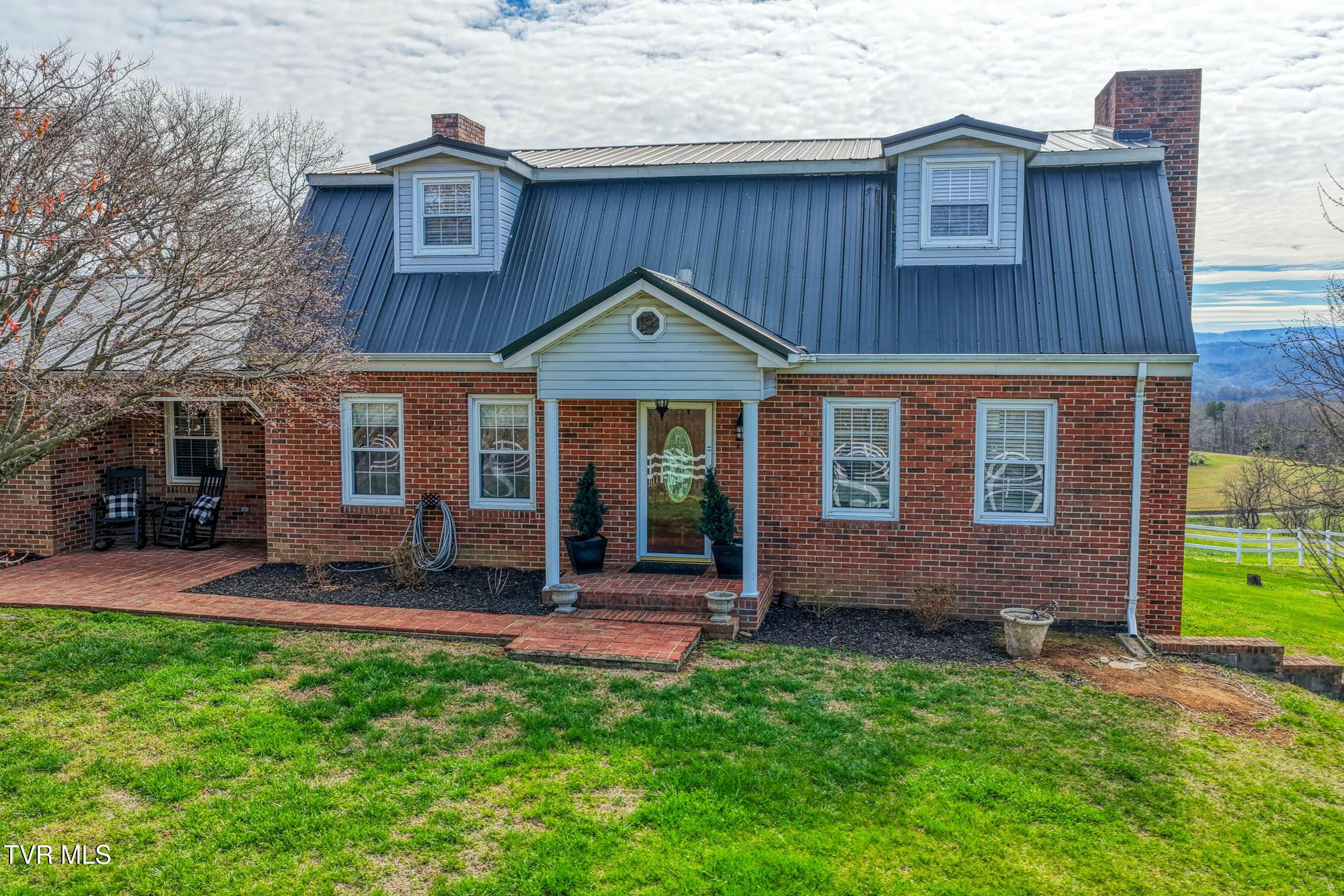 Image 3: 271 Willis Rd. Rog MLSa (2 of 50)