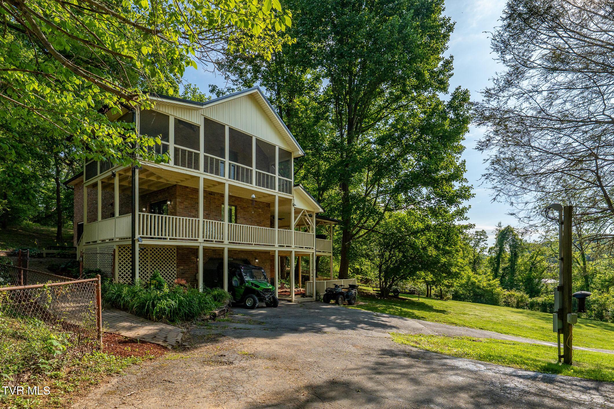 Image 2: 127 Markwood Cir (5 of 53)