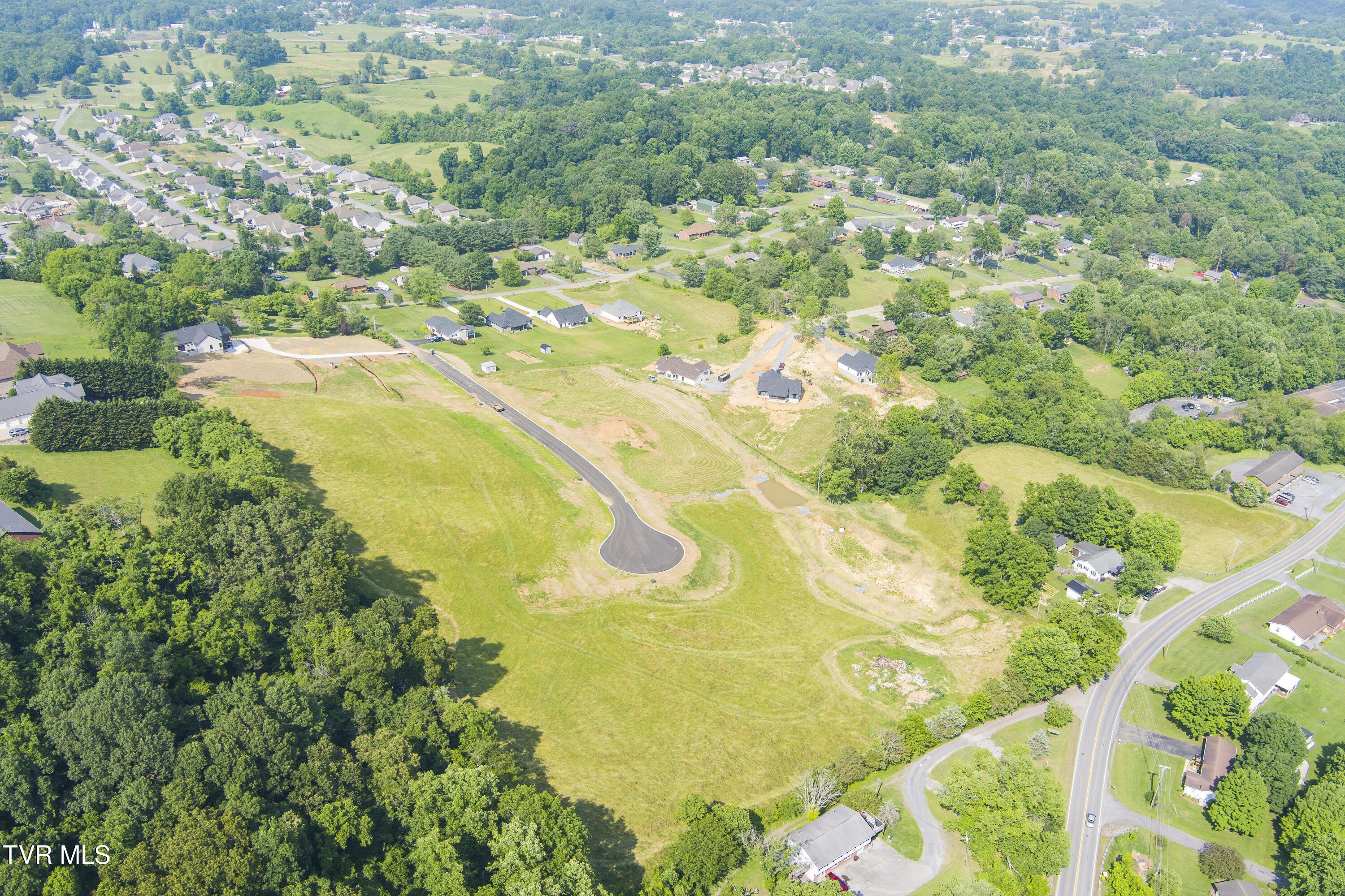 Image 3: LOT 2 (2)