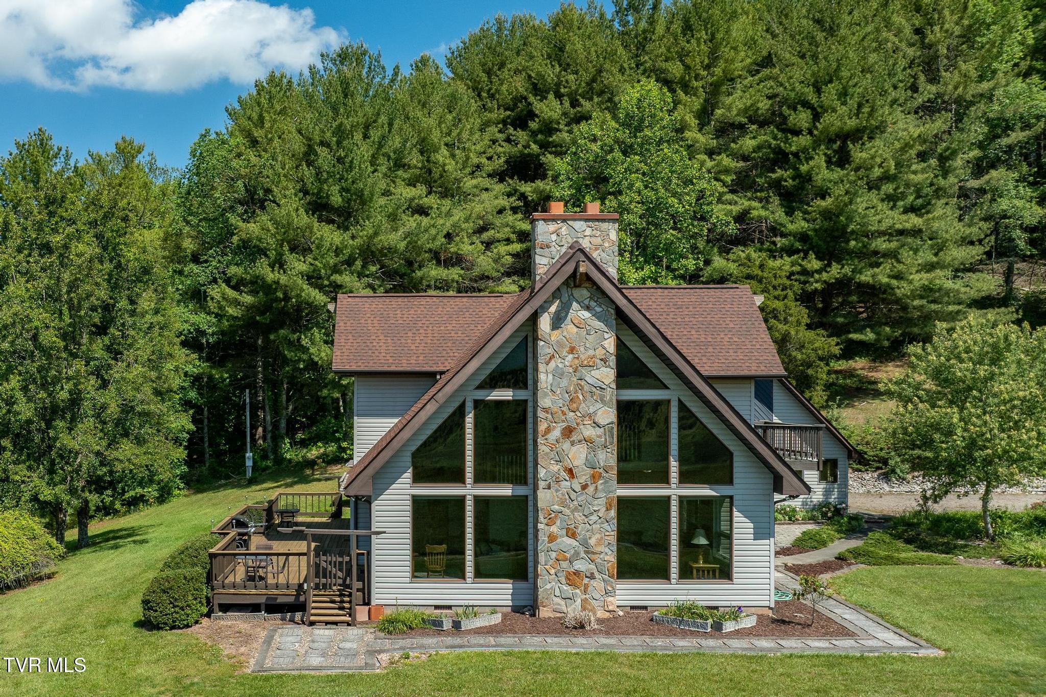 Image 2: 336 Mack Branch Road (16 of 109)