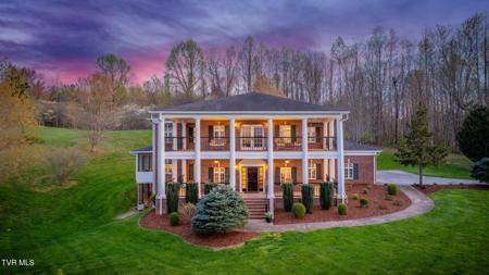 2606 Beechwood Drive