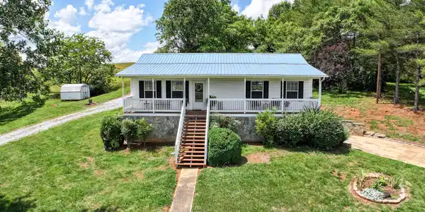 16 Sanford Circle
