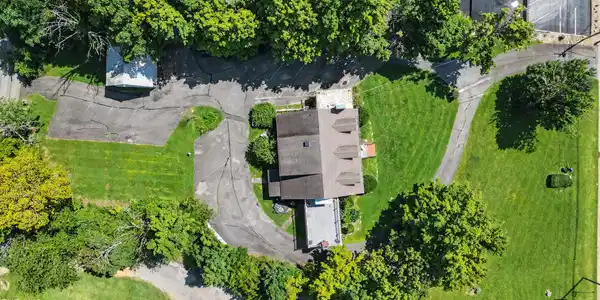 Image 4: 38_dji_0275