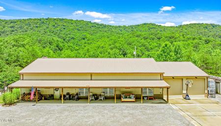 2625 Snake Hollow Road