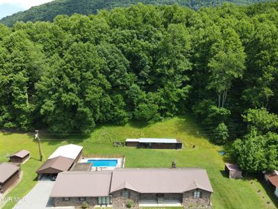 1528 Irondale Road