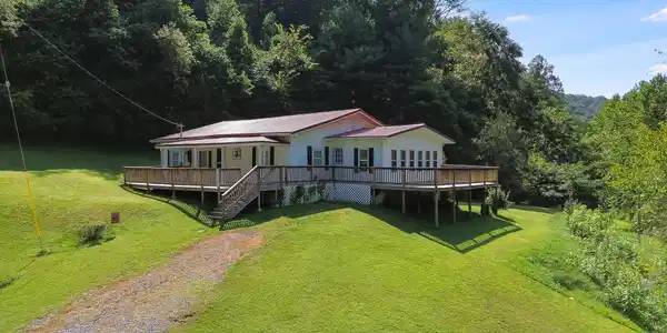 Image 2: DJI_0206_pro_medium