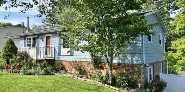 121 Southwest Beverly Avenue