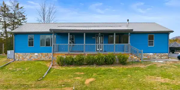 Image 2: 002-1690GoodmanLoop-BullsGap-TN-37711-SM