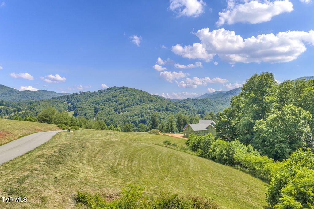 Image 2: 10-web-or-mls-DJI_20260605120349_0028_D