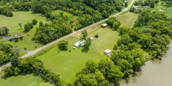 1875 East Hwy 25 70