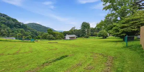 Image 3: 4-web-or-mls-035_DSC03354