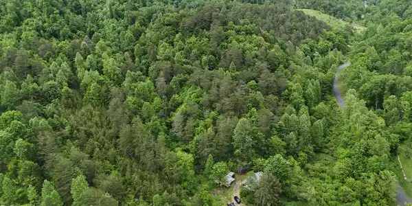 Image 2: dji_fly_20250519_161408_0057_17476863637