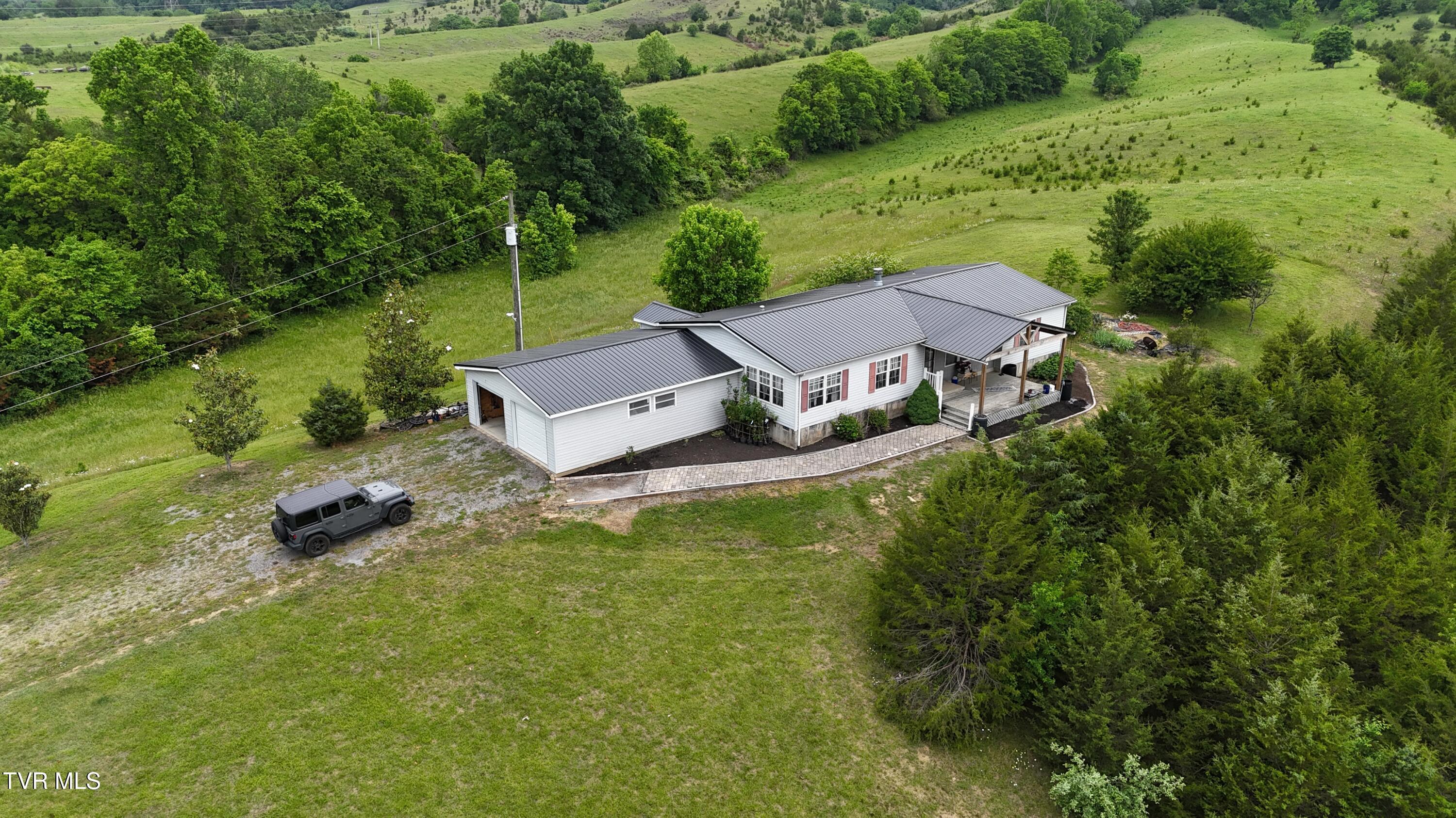 Image 4: dji_fly_20250519_153540_0029_17476837438