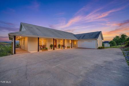 304 Michaels Ridge Boulevard