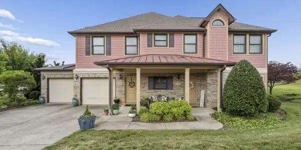 15 Palisades Pointe