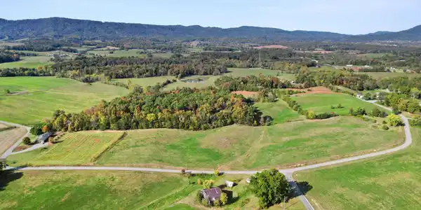 Image 2: 6-web-or-mls-DJI_0498