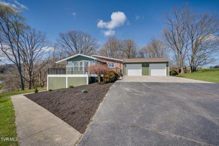1405 Dover Road