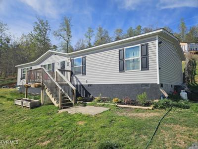 1029 Red Bud Lane