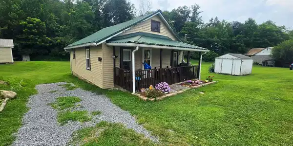 Image 4: 4