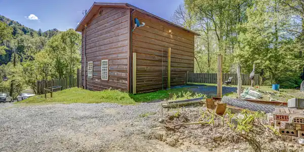Image 3: _DSC5094_5_6_7_8