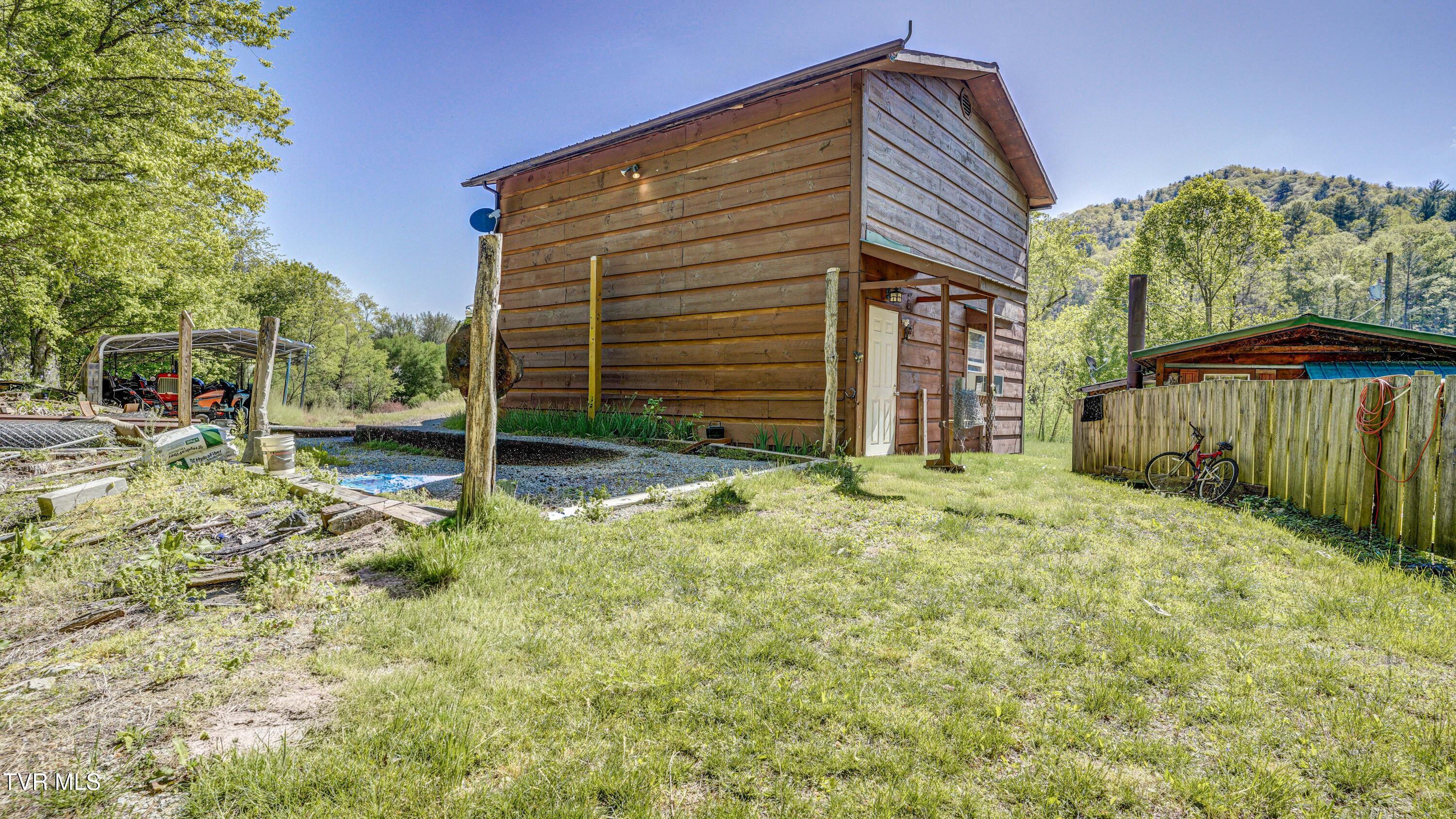 Image 4: _DSC5099_100_101_102_103