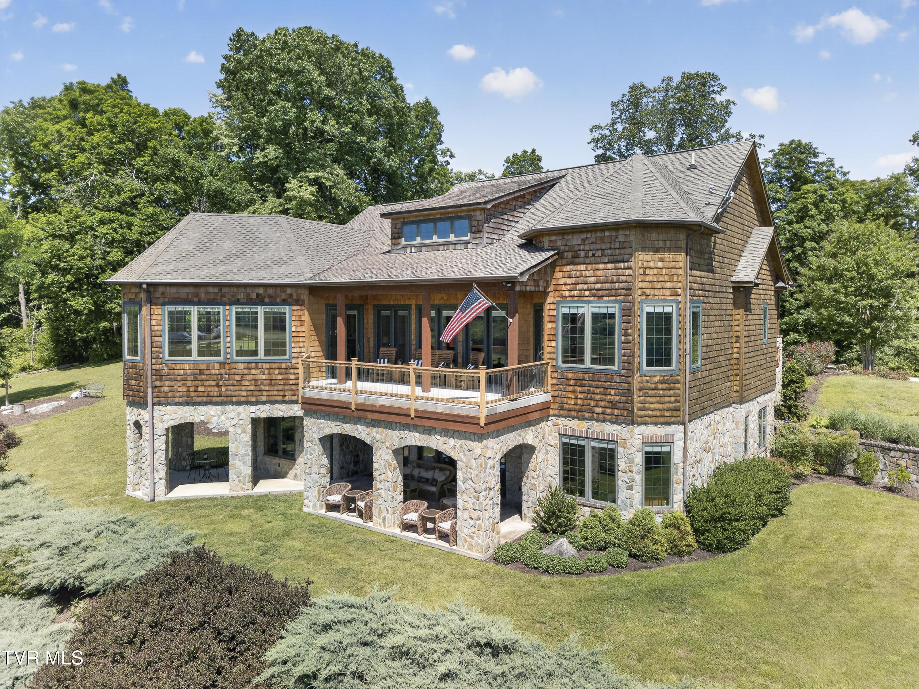 Image 4: 15277-Bishop-Rd-Chilhowie-VA Cynthia-Rou