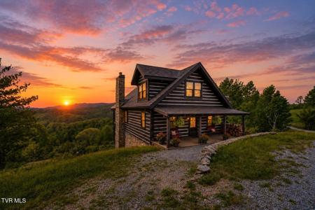 308 Walnut Mountain Farm Loop