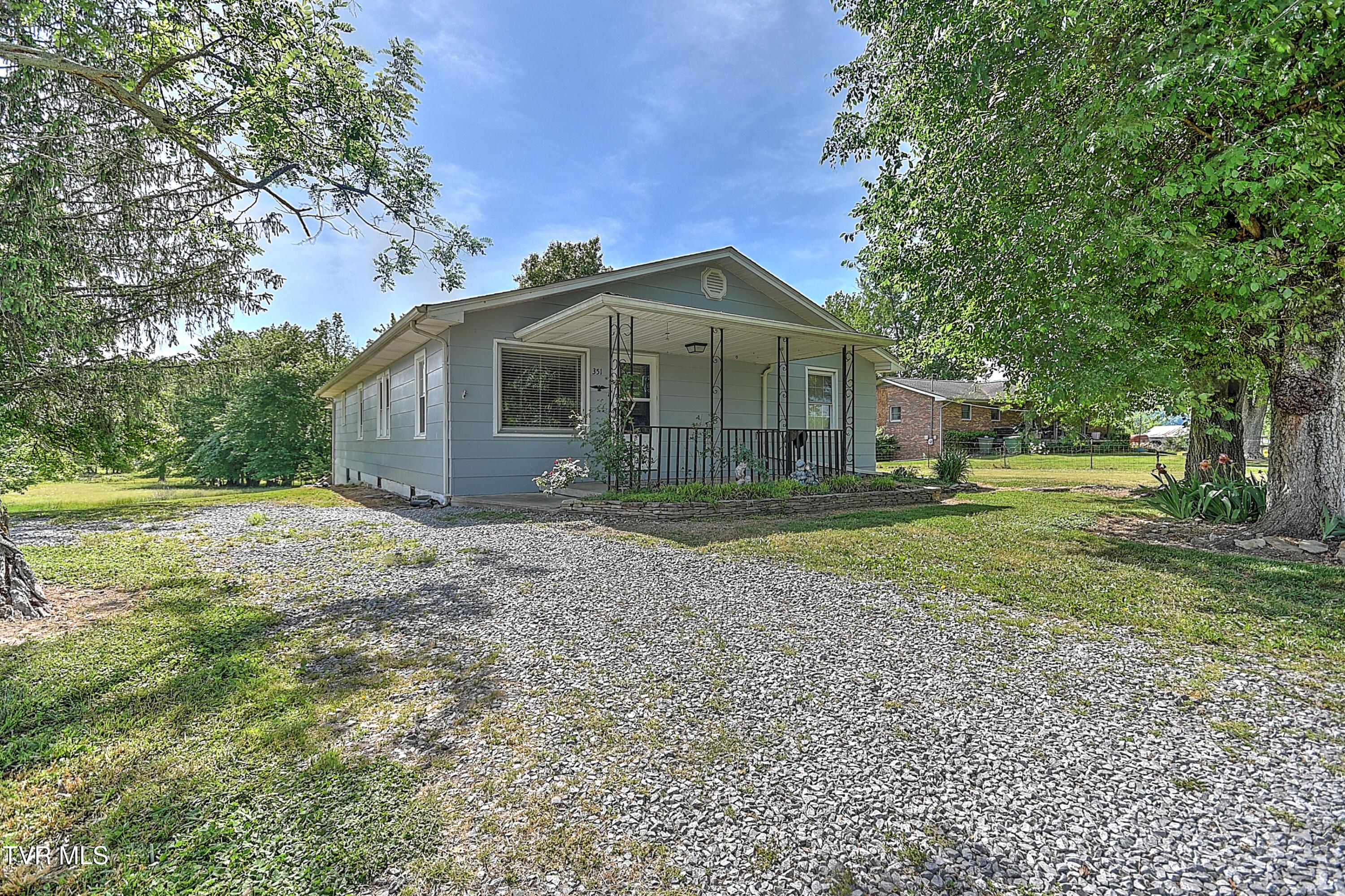 Image 2: 351 Silver Lake RK