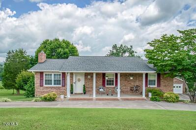 1014 Cedar Hills Drive
