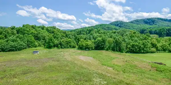 1685 Highway 107 - 30 Acre