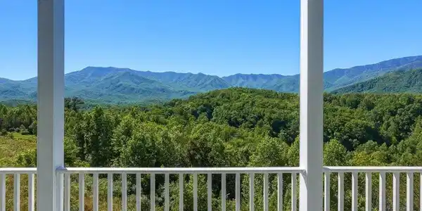 Image 2: 270 Sonshine Ridge Road - 2