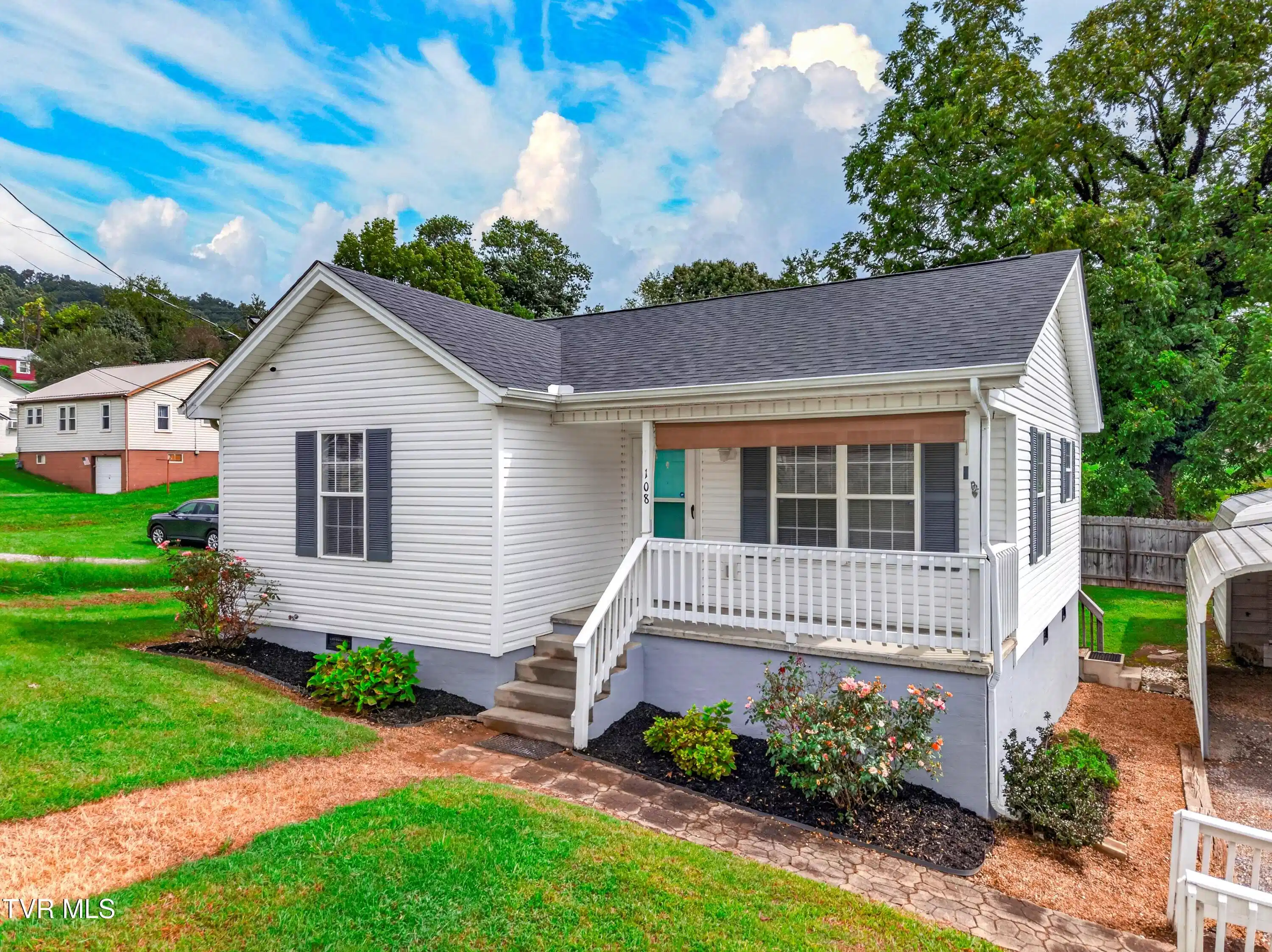 Image 1: 022-108JacksonStreet-Rogersville-TN-3785