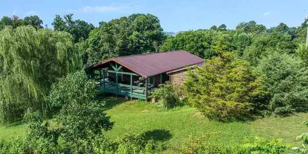 235 Old Lacy Hollow Road