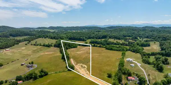 290 Horseshoe Bend Road