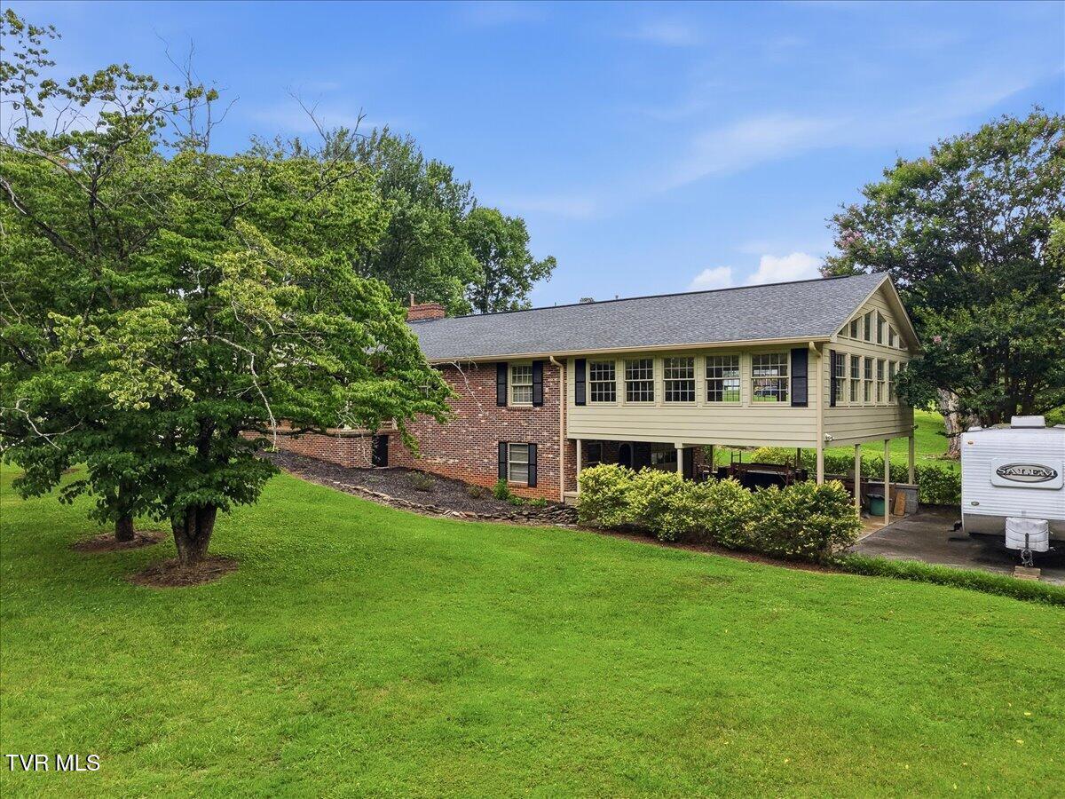 Image 2: 02-404_Cowan_Drive_Rogersville_005