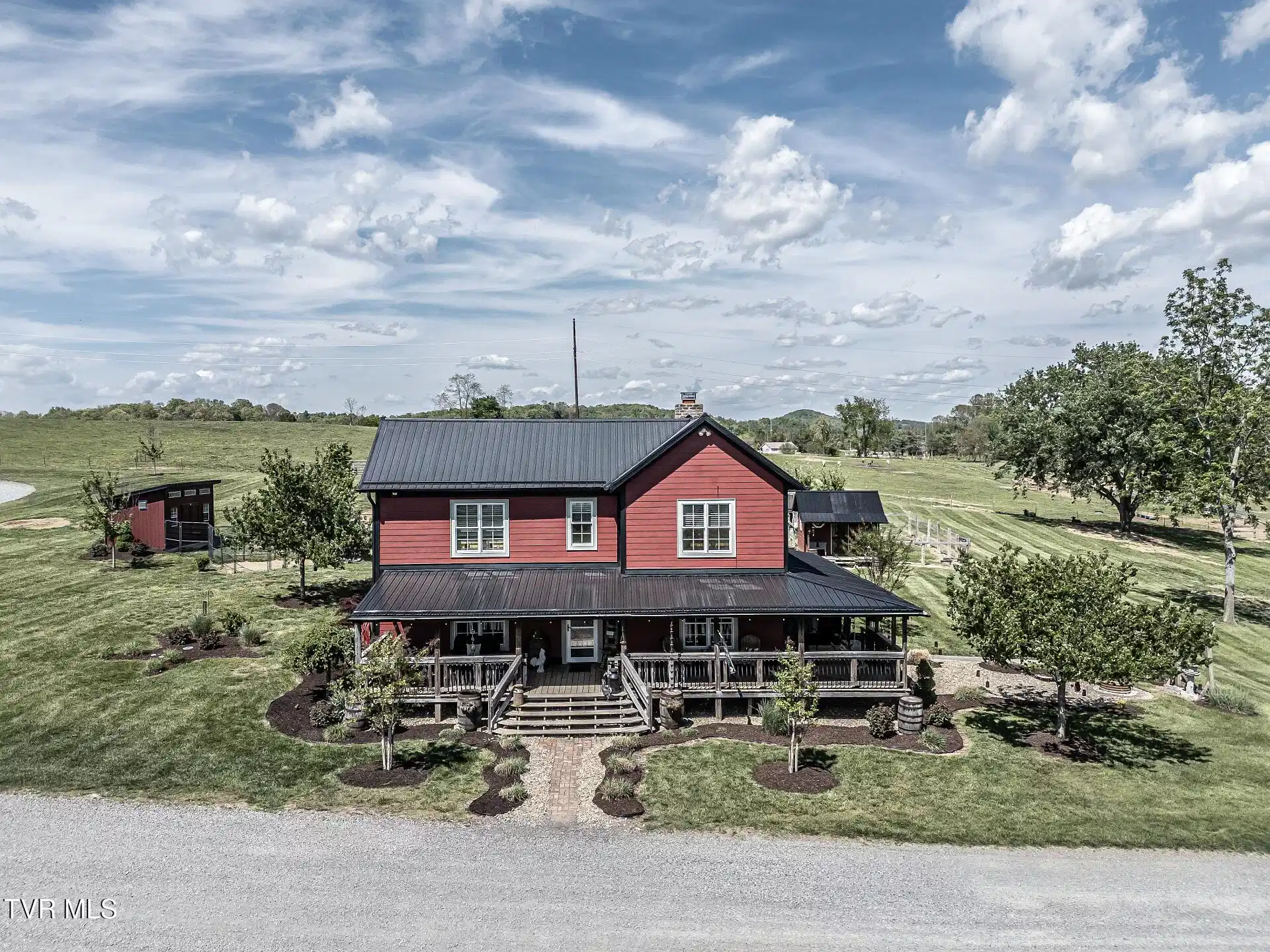 Image 1: Farmhouse
