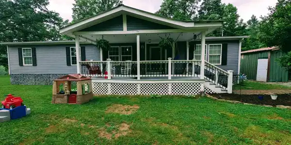 1212 Crooked Branch