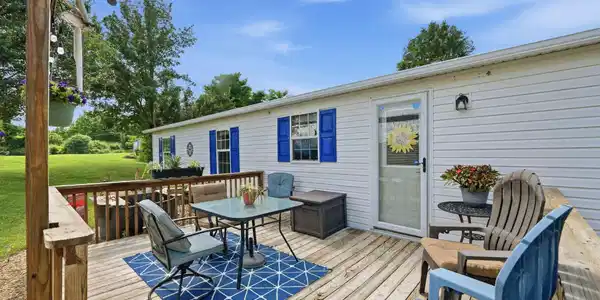 Image 4: 33-web-or-mls-22821 Hunter Brown Ln-5