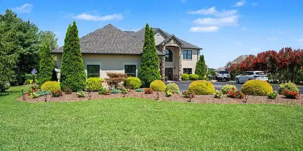 Image 3: 10-web-or-mls-134-country-acres-dr