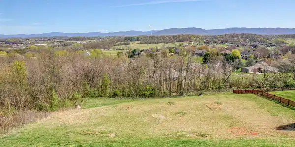 125 Simmons Ridge