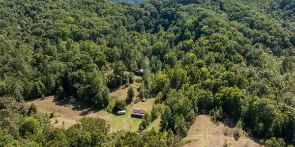 1209 War Valley Road