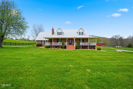 2428 Hickory Tree Road