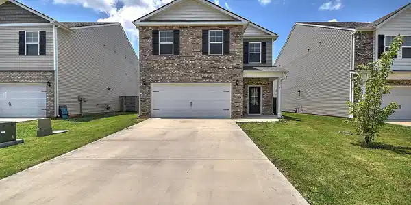 15 Garnet Court