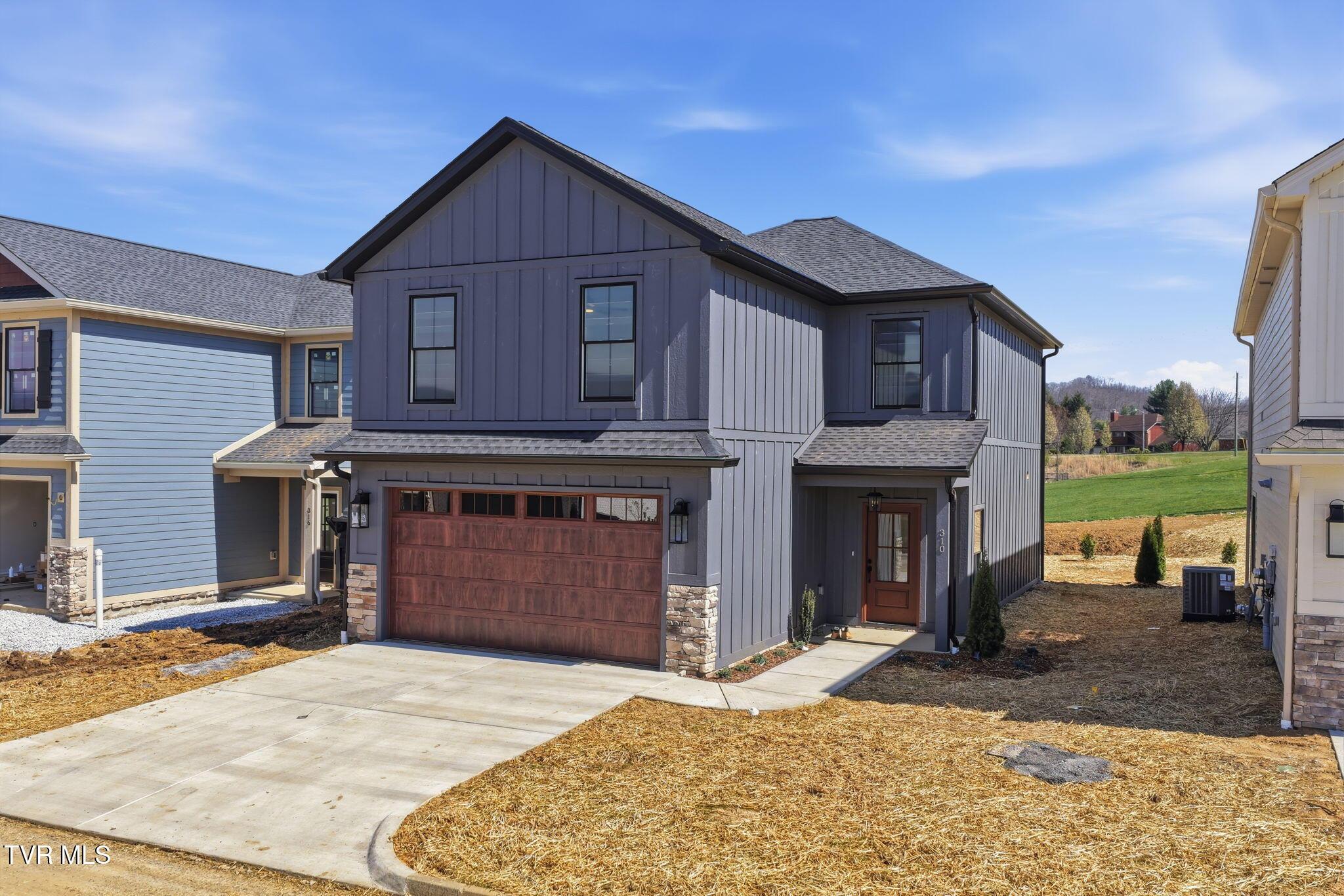 Image 2: 24-web-or-mls-001_DJI_20260325145954_033