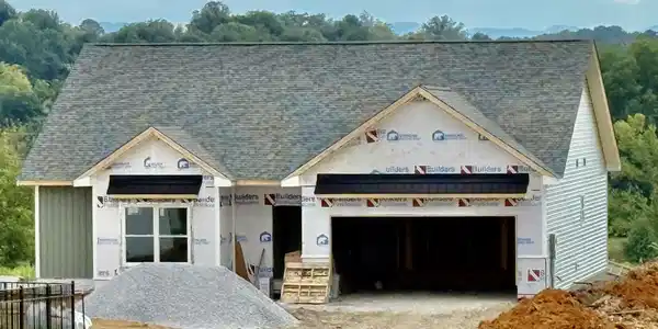 210 Red Tail Ridge