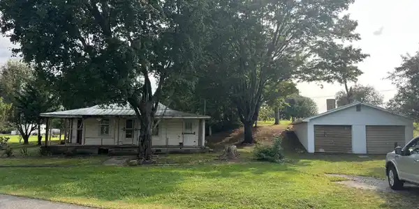 110 Fishpond Road