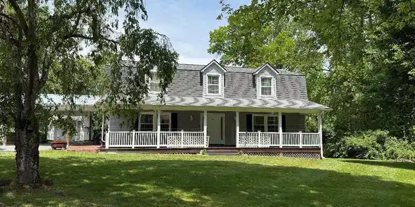 308 Northeast Grant Avenue