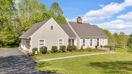 804 Quail Ridge Court